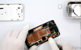 Миниатюра к статье Как происходит замена аккумулятора смартфона HTC One M7 и некоторых других моделей